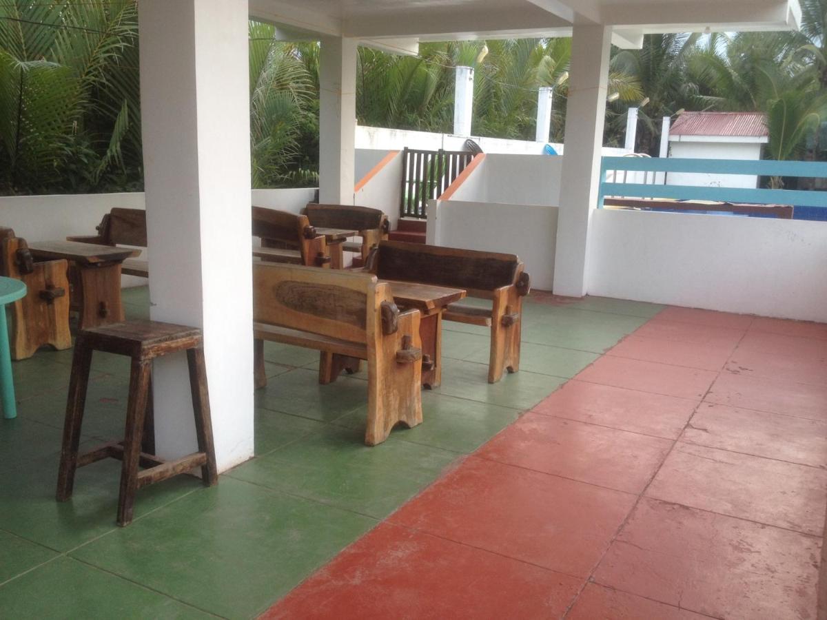 Lotus Sun&Waves Beach Resort Baler Exterior foto